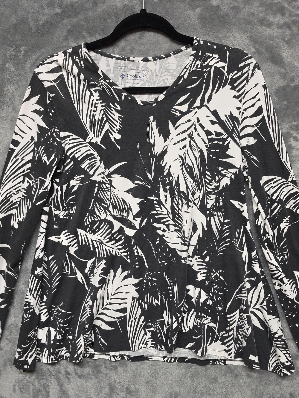 Coolibar Black & White Tropical-Leaf Long Sleeve Tee UPF 50+ sz Sm